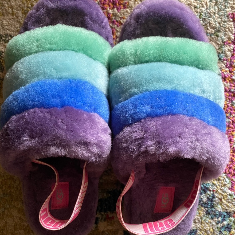 Ugg fluff yeah sandals size 11
